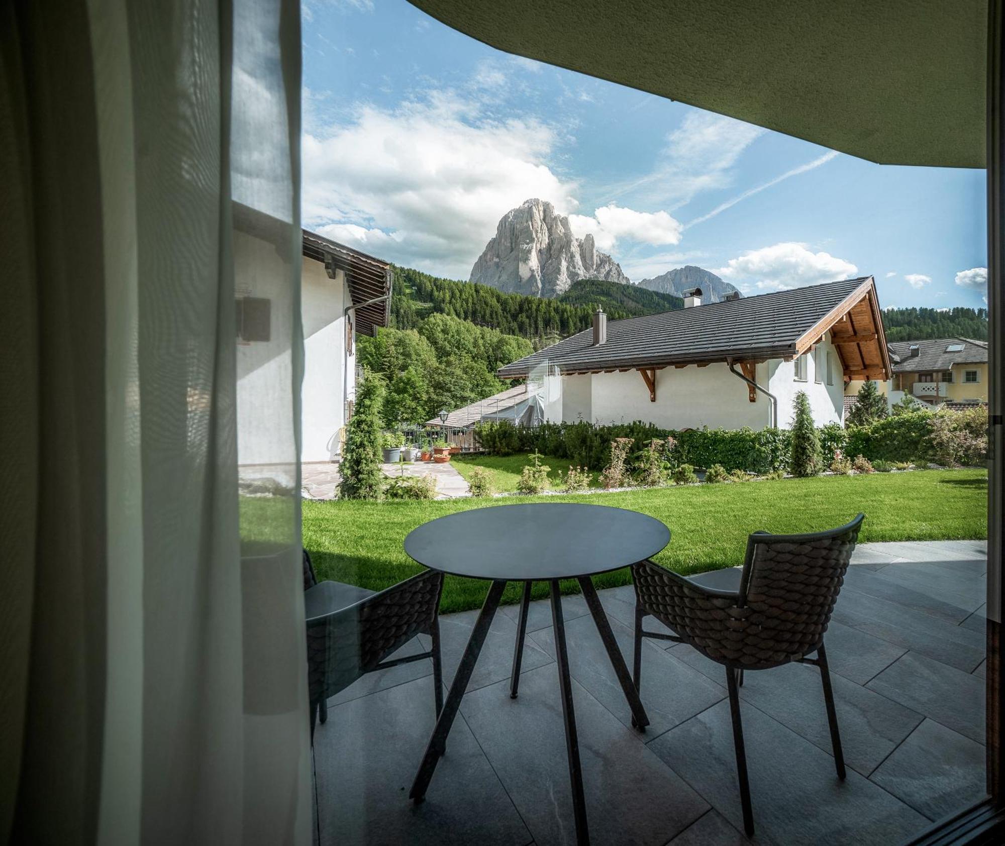 Anna Lodges Dolomites Santa Cristina Val Gardena Luaran gambar